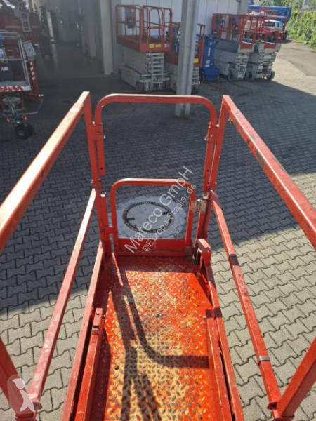 Piattaforma aerea JLG 2032ES