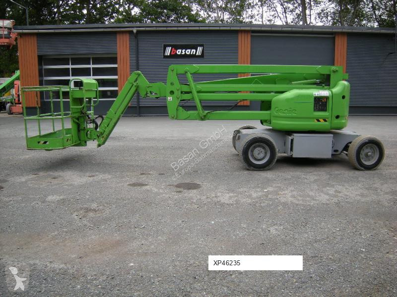 منصة تلسكوبية Genie Z45/25