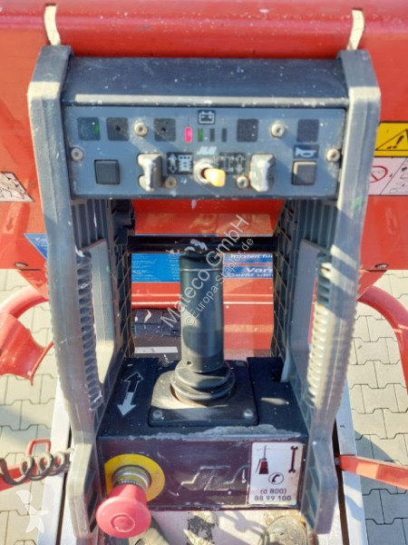Piattaforma aerea JLG