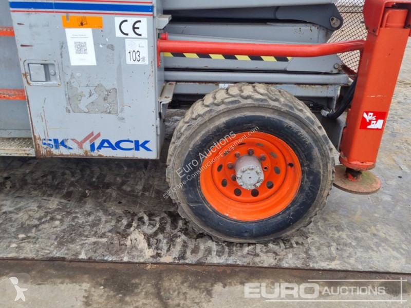 Plataforma  SJ8841