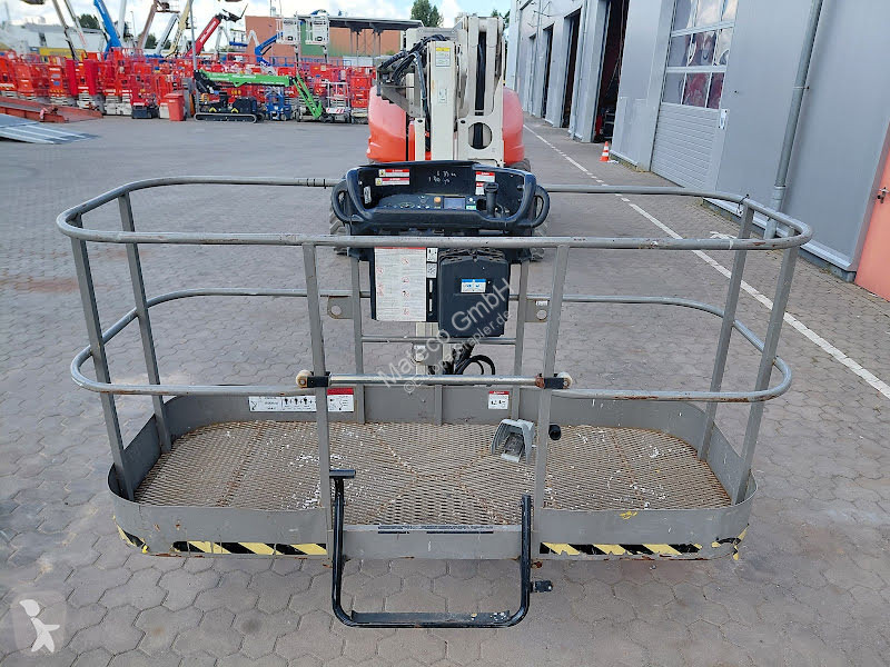 Nacelle Niftylift HR28 HYBRID 4X4