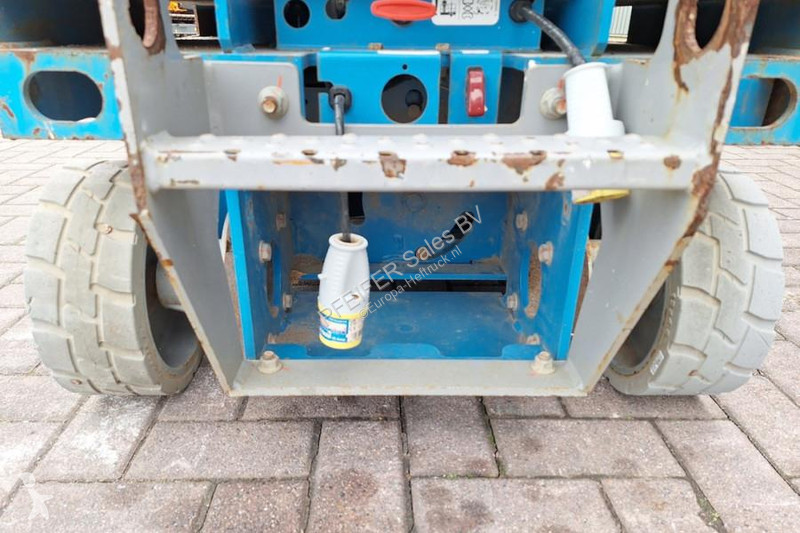 منصة تلسكوبية Genie E-Drive Several In Stock,...