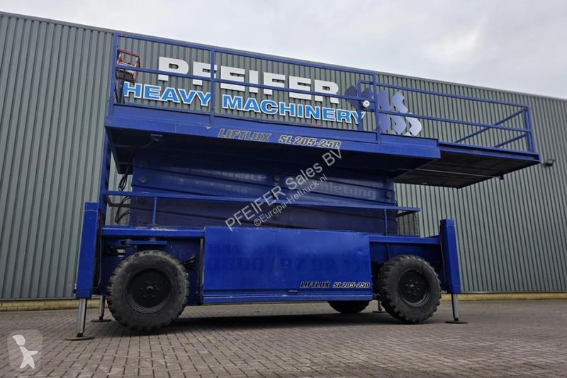 Вишка Liftlux SL205-25D4WDSP NEW TYRES, Diesel,...