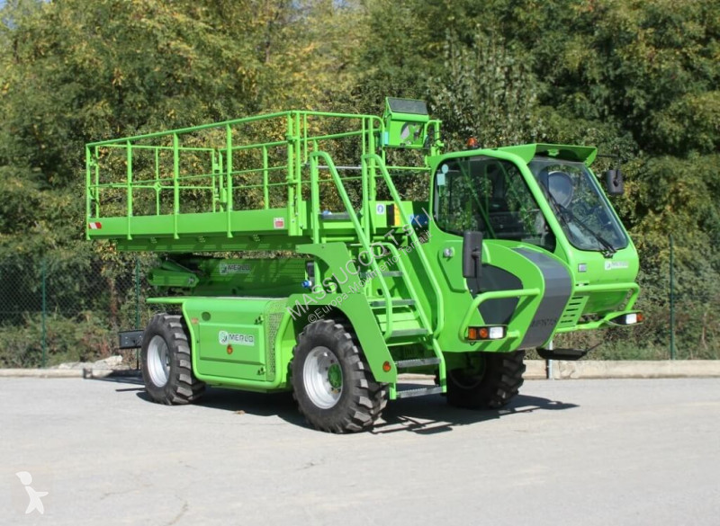 منصة تلسكوبية Merlo PL15 - 4X4