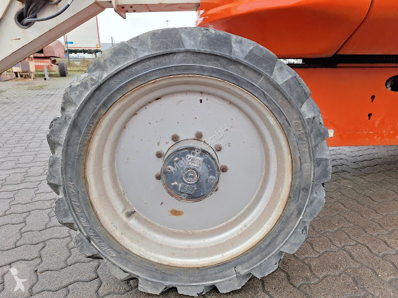 Plataforma elevadora JLG