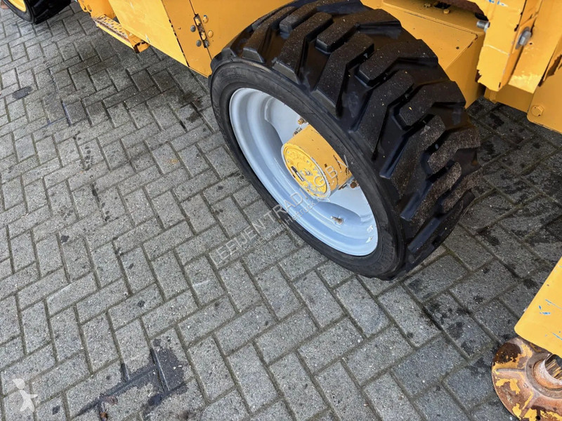 Vysokozdvižná plošina Genie GS-4390...