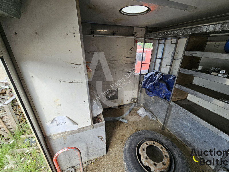 Lift Iveco 100E 18