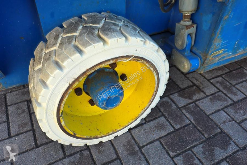 منصة تلسكوبية Hollandlift Combistar N-165EL12...