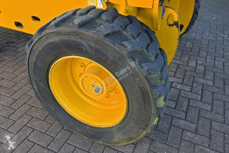 منصة تلسكوبية Genie As-Is, Diesel, 4x4 Drive,...