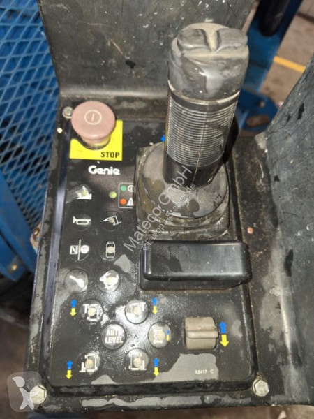 منصة تلسكوبية Genie GS4390
