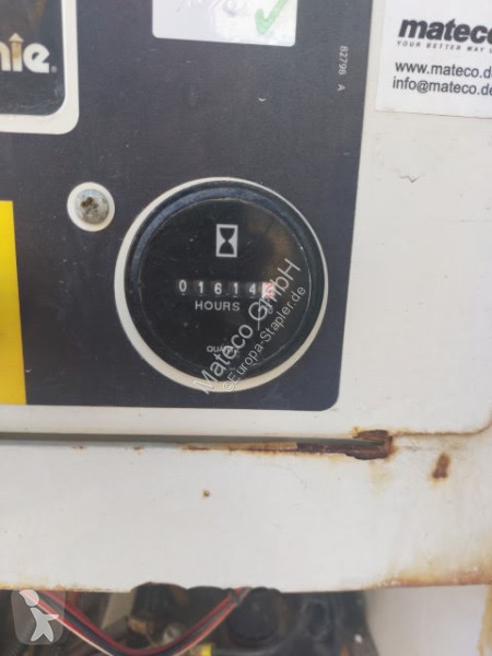 منصة تلسكوبية Genie GS3390