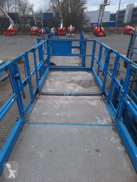 منصة تلسكوبية Genie GS4390