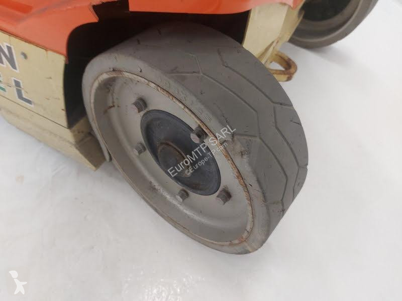 Plataforma elevadora JLG 10E-L 10E