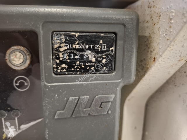 منصة تلسكوبية JLG