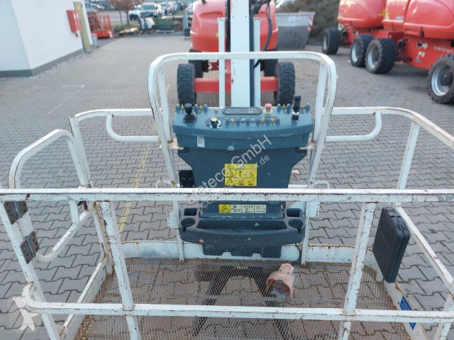 Plataforma elevadora JLG