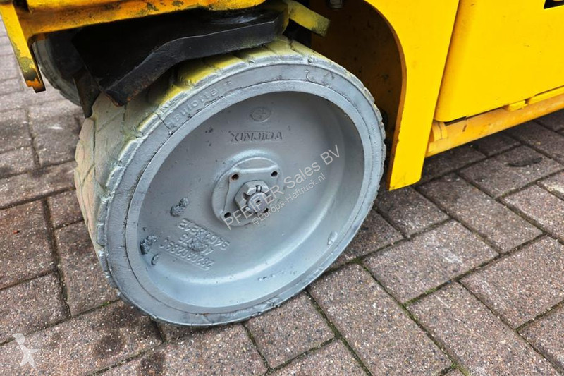 Vysokozdvižná plošina Haulotte Compact 8...