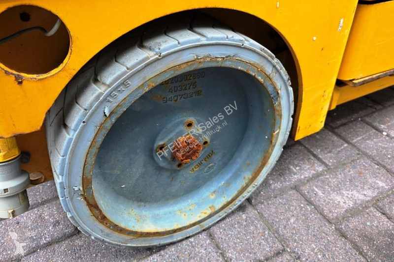 Vysokozdvižná plošina Haulotte Compact 8...