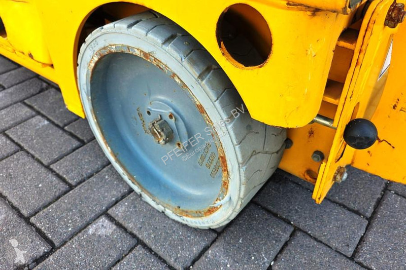 Vysokozdvižná plošina Haulotte Compact 8...