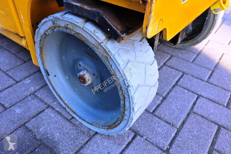 Vysokozdvižná plošina Haulotte Compact 8...