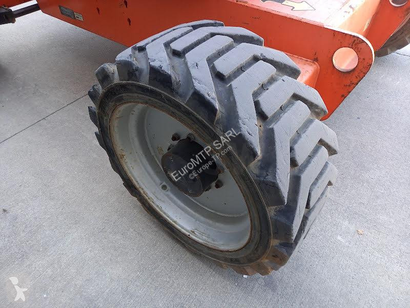 Вишка JLG