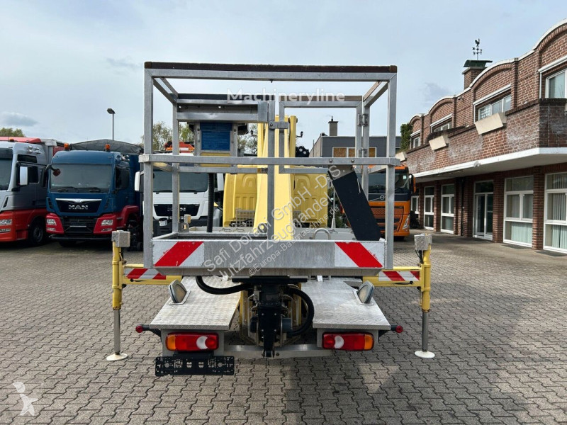 Lift Renault Steiger P260B