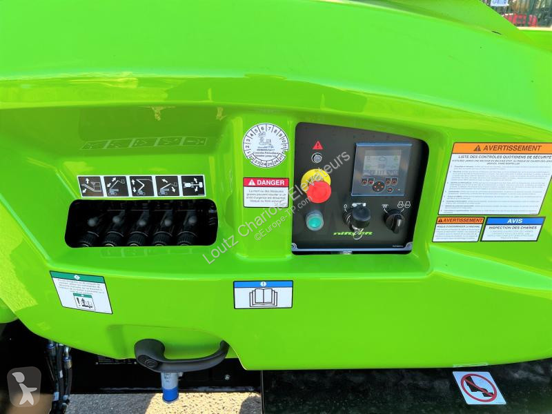 منصة تلسكوبية Niftylift  HR 21 hybride