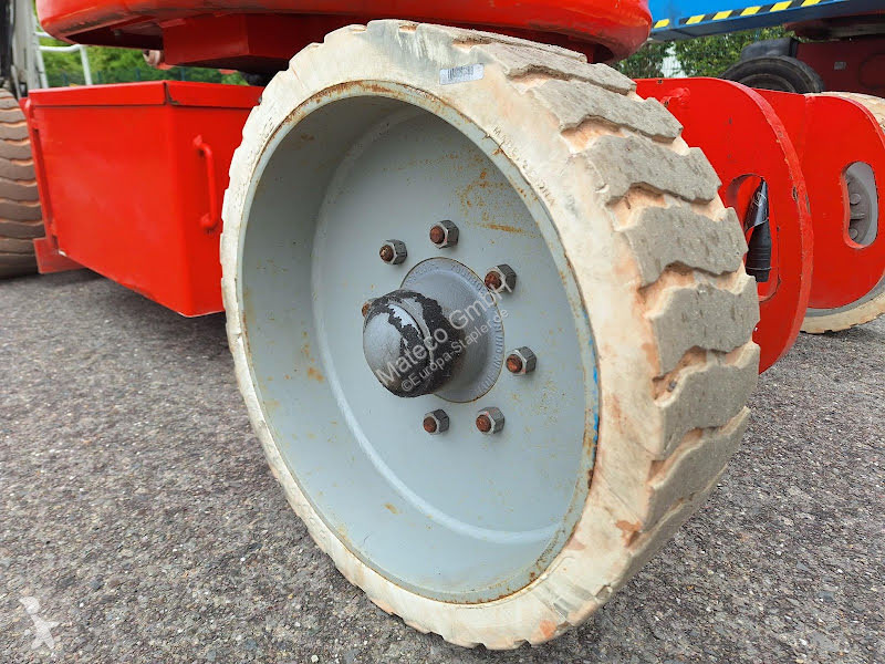 منصة تلسكوبية Genie Z34/22N
