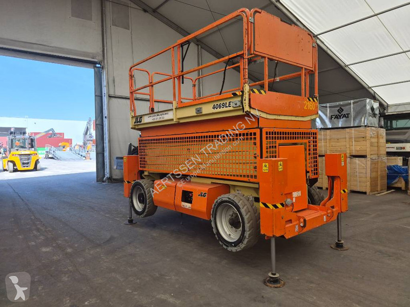 Hoogwerker JLG 4096 LE + outriggers (Multiple...
