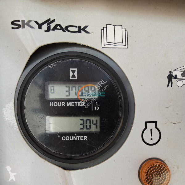Vysokozdvižná plošina Skyjack SJ51 AJ