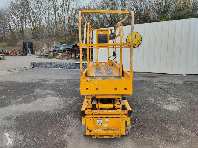 منصة تلسكوبية Haulotte  CISEAUX COMPACT 8