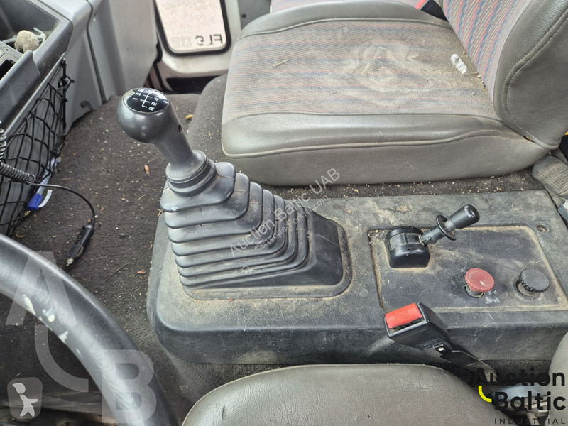 منصة تلسكوبية Volvo FL6 110