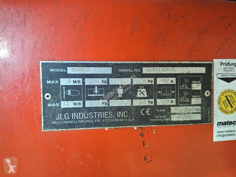منصة تلسكوبية JLG