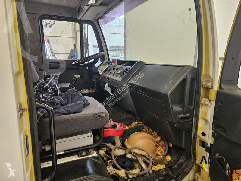 Lift MAN L2000