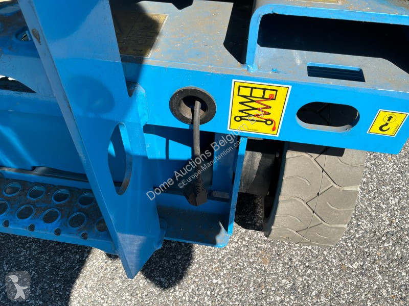 منصة تلسكوبية Sinoboom 4047
