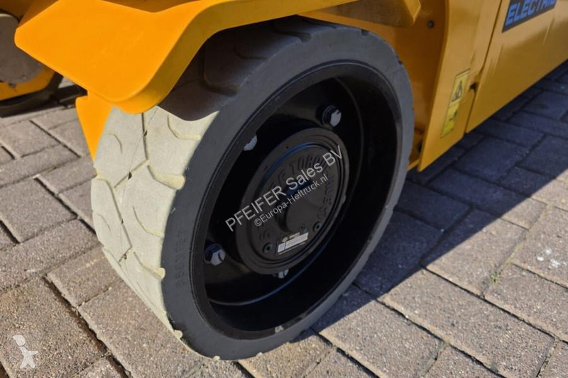 Автовышка JCB S3246E Electric, 12m Working...