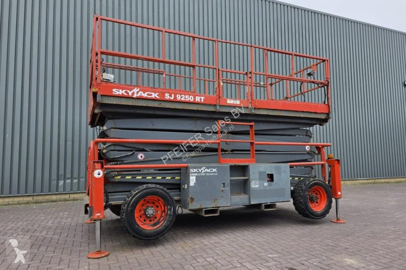 Hoogwerker Skyjack SJ9250RT Diesel, 4x4 Drive,...