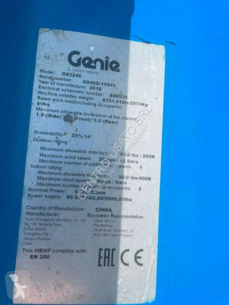 منصة تلسكوبية Genie
