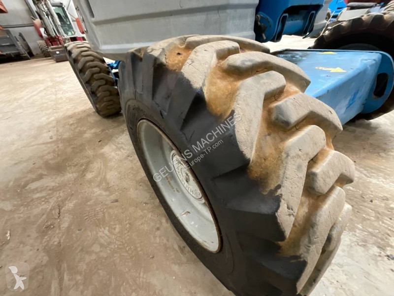 منصة تلسكوبية Genie Z 34/22