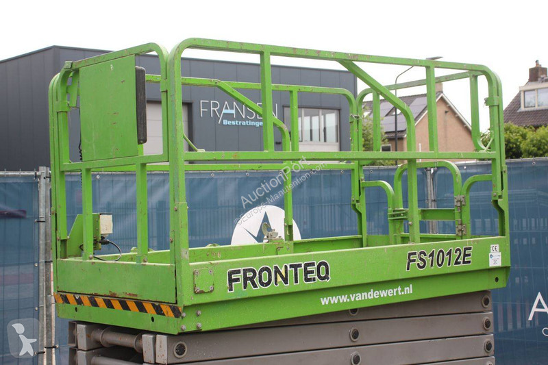Plataforma elevadora Fronteq FS1012E