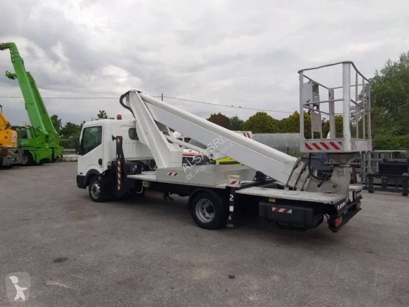 Plataforma elevadora Multitel MT222 az
