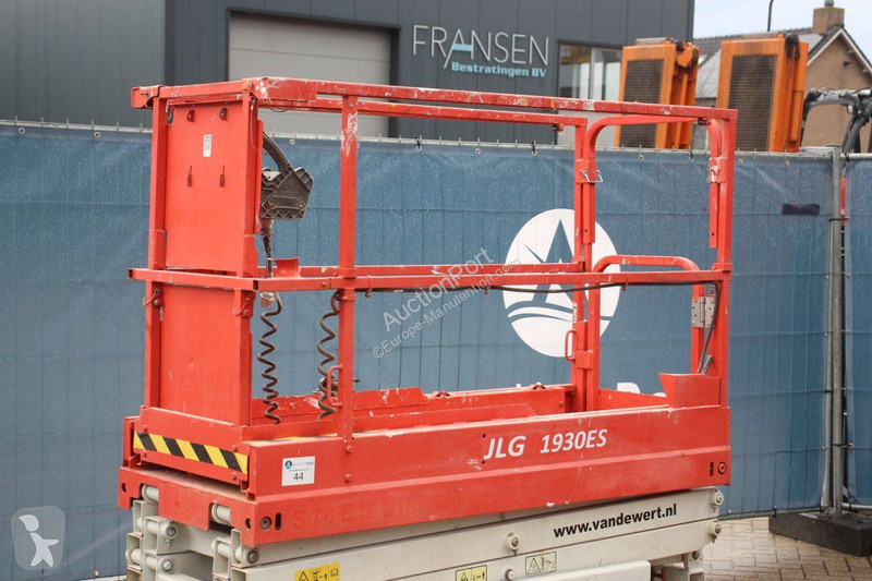 Plataforma elevadora JLG