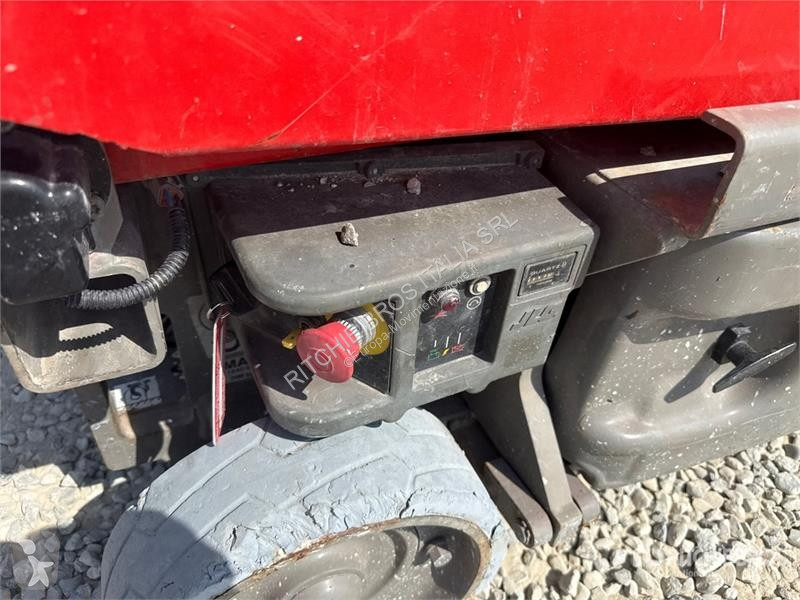 Автовишка JLG Electric Scissor Lift (Inoperable)