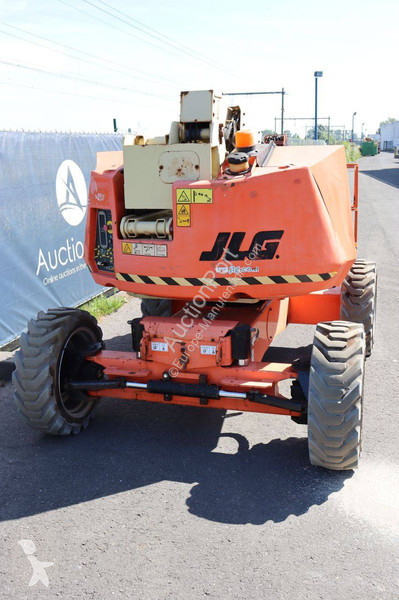 Автовишка JLG