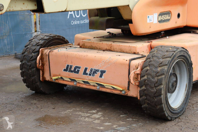 Plataforma elevadora JLG