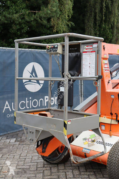 Plataforma elevadora Niftylift HR12NE