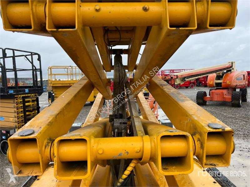 Emelőkosár Haulotte Diesel Scissor Lift