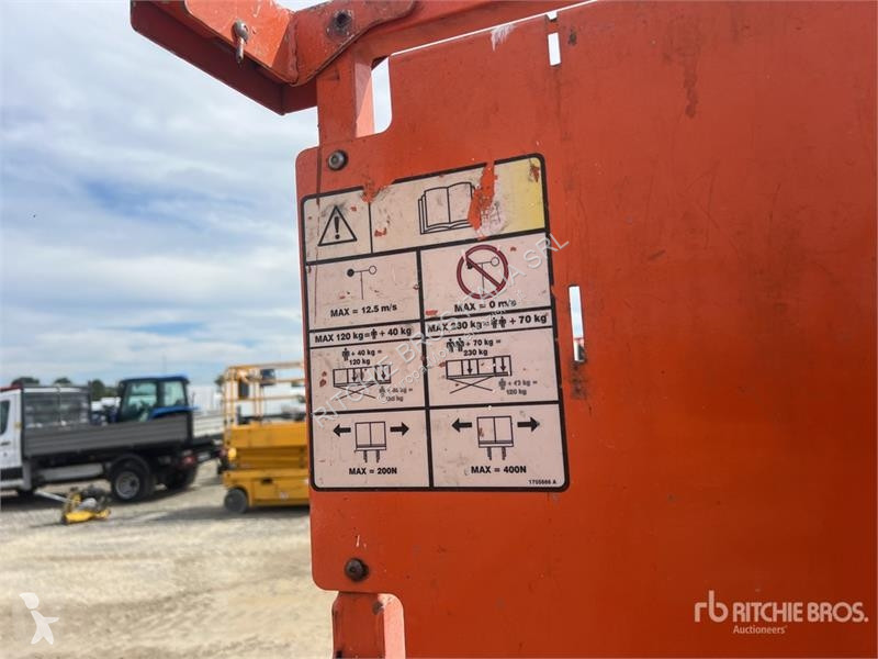 Plataforma JLG Electric Scissor Lift (Inoperable)