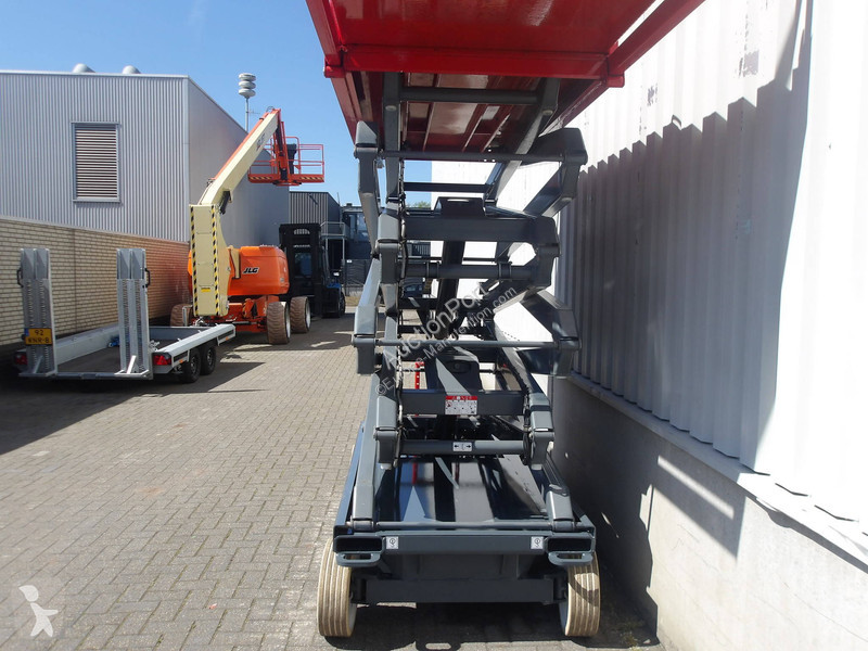 升降机 Skyjack SJ4632