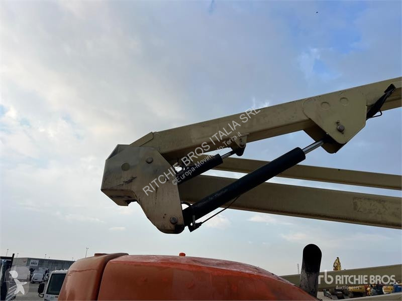 Plataforma elevadora JLG