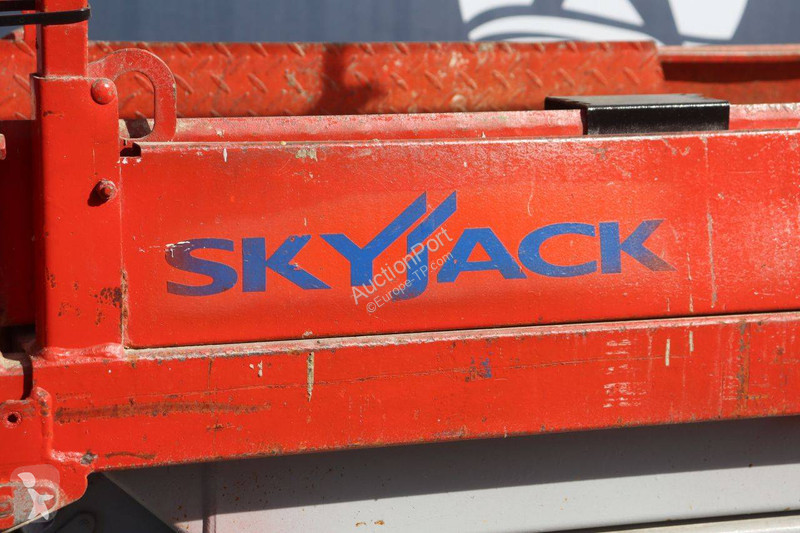 Zwyżka Skyjack SJ 3226